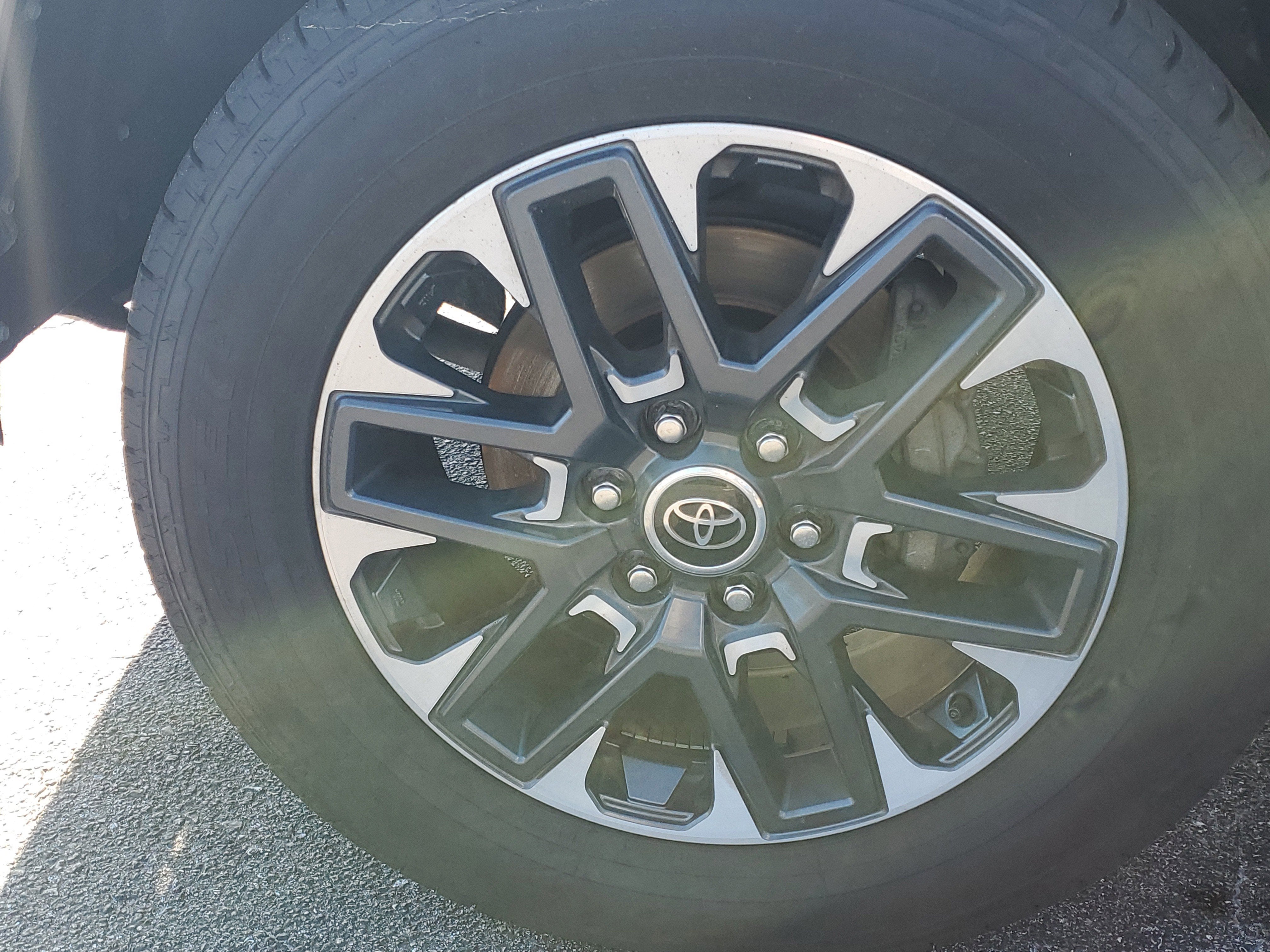 2022 Toyota Tundra 2WD Limited