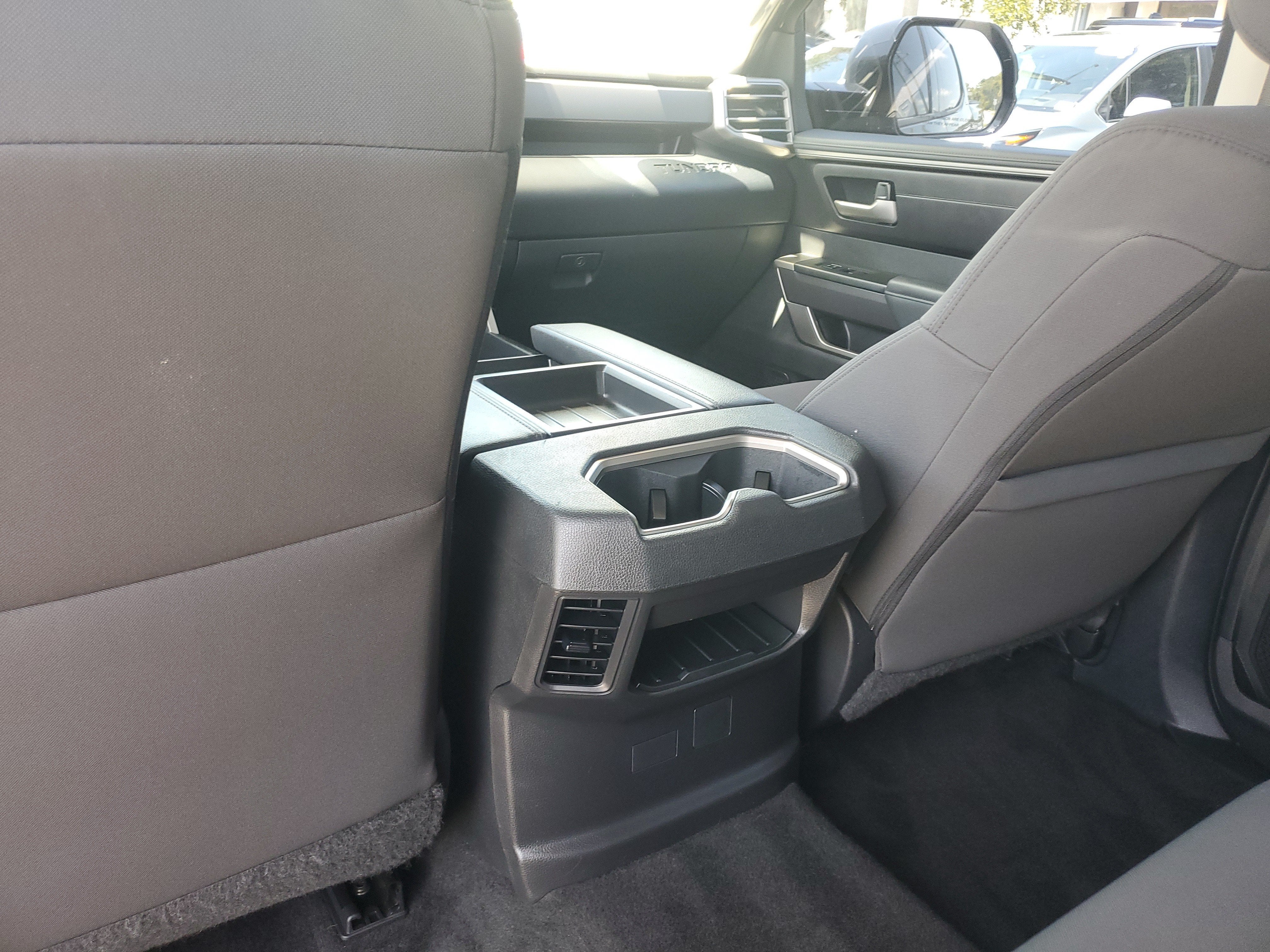 2022 Toyota Tundra 2WD SR5