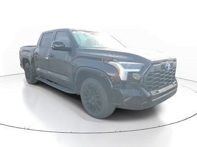 2022 Toyota Tundra 4WD SR5