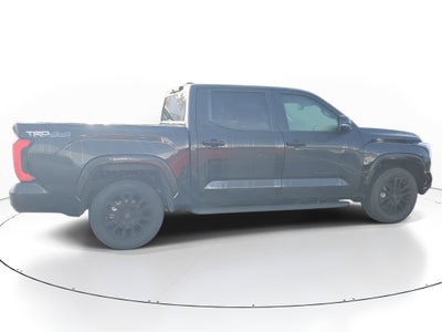 2022 Toyota Tundra 4WD SR5