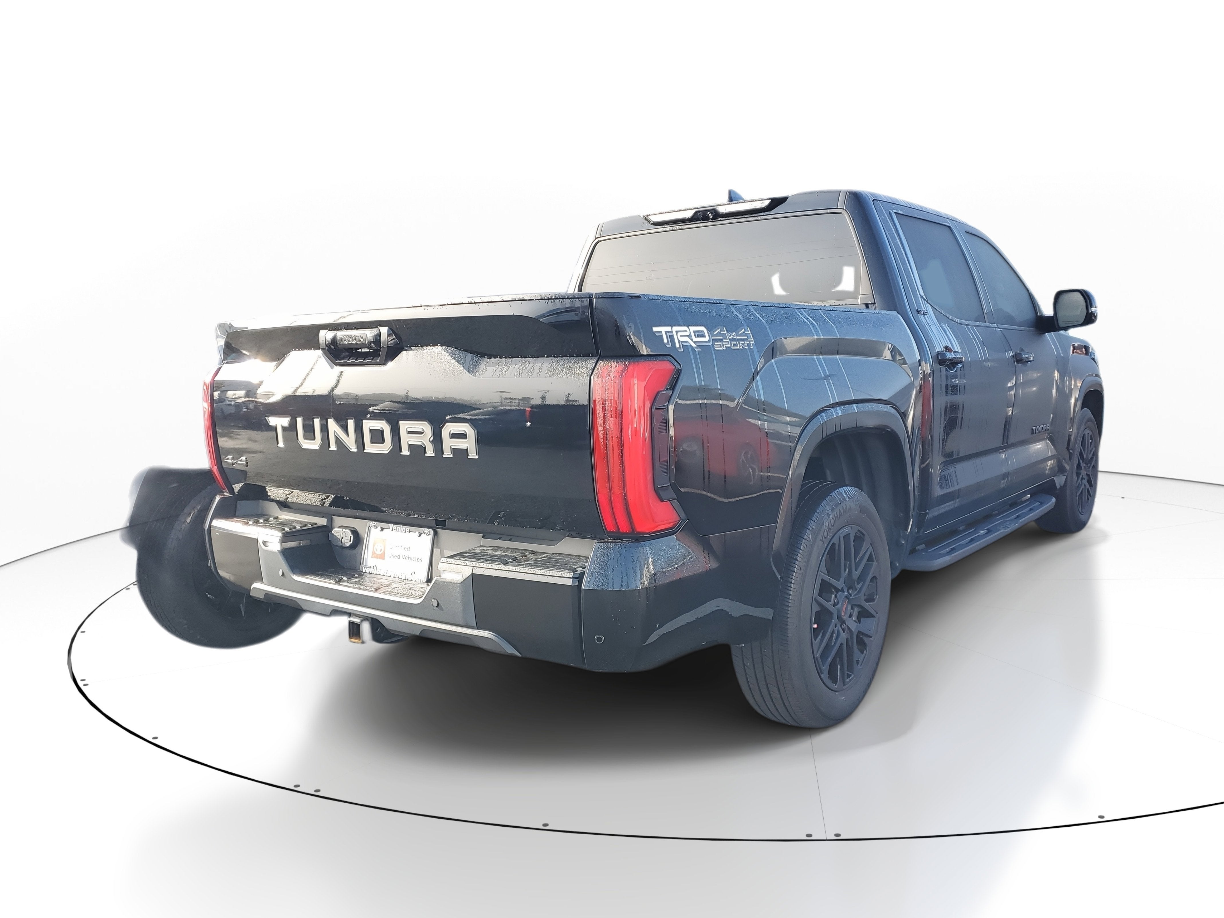 2022 Toyota Tundra 4WD SR5