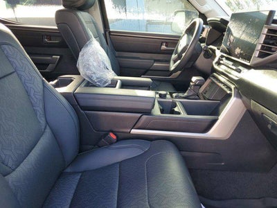 2022 Toyota Tundra 4WD SR5