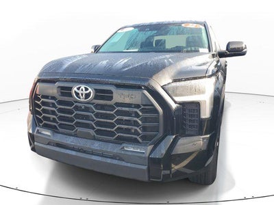 2022 Toyota Tundra 4WD SR5