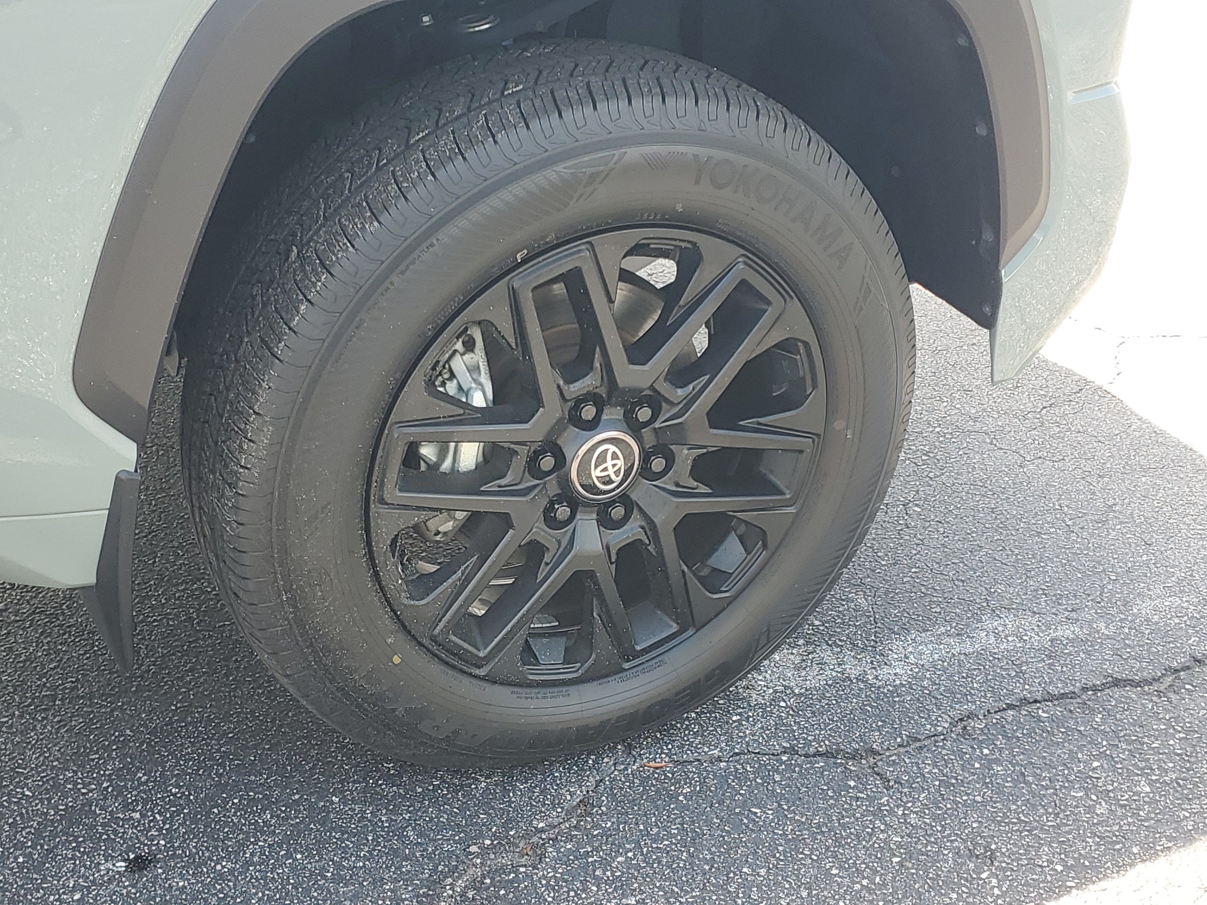 2025 Toyota Tundra 4WD SR5