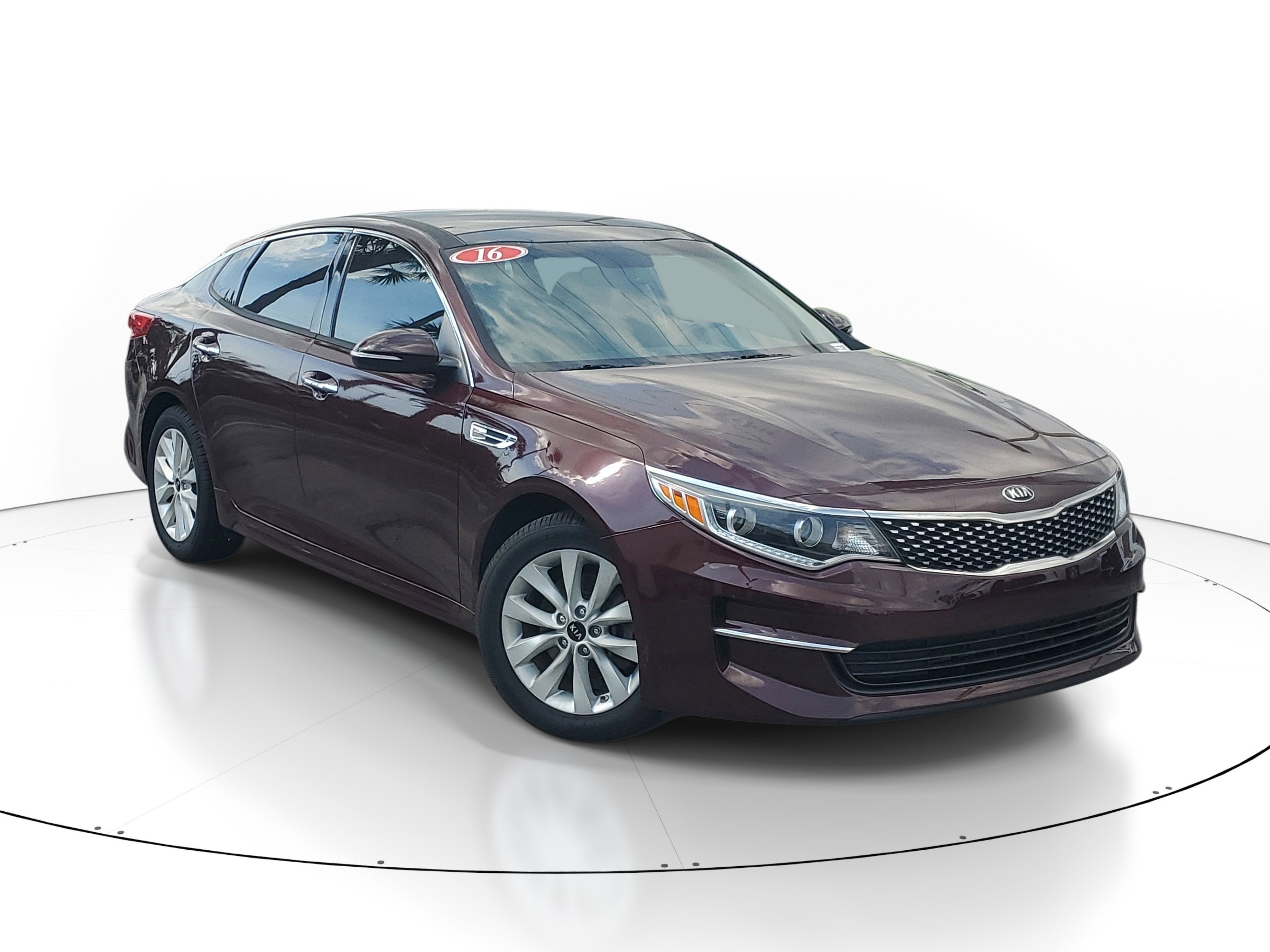 2016 Kia Optima EX AT's photo