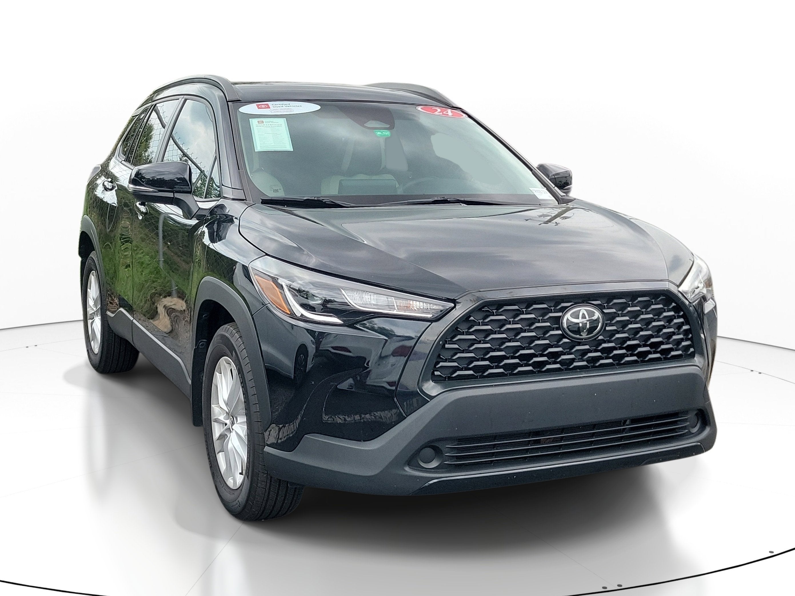 2024 Toyota Corolla Cross LE FWD's photo