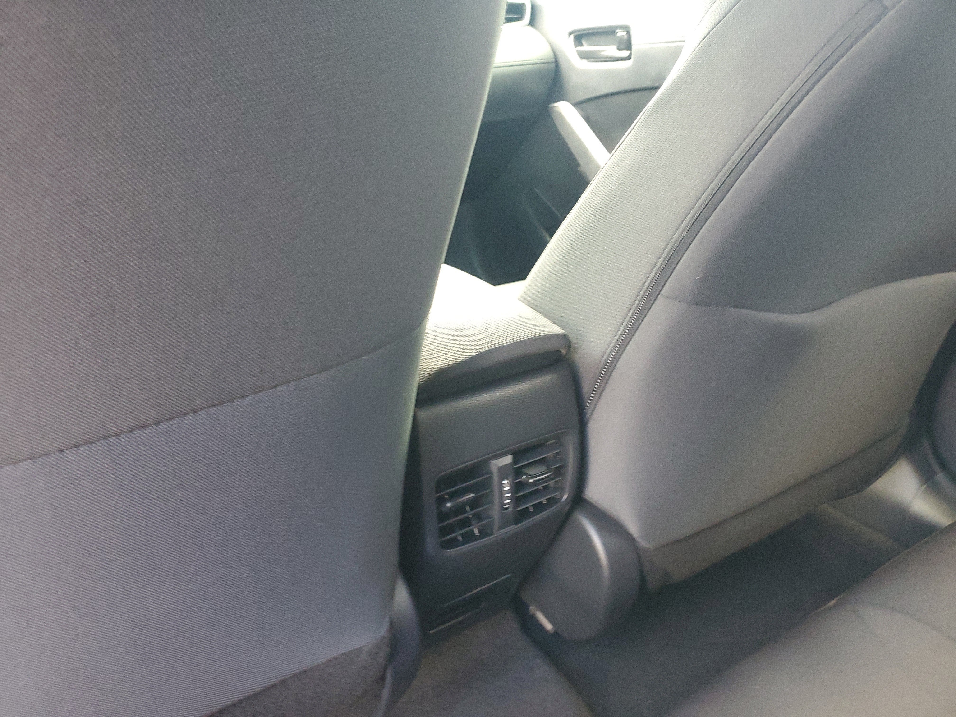 2024 Toyota Corolla Cross Hybrid SE