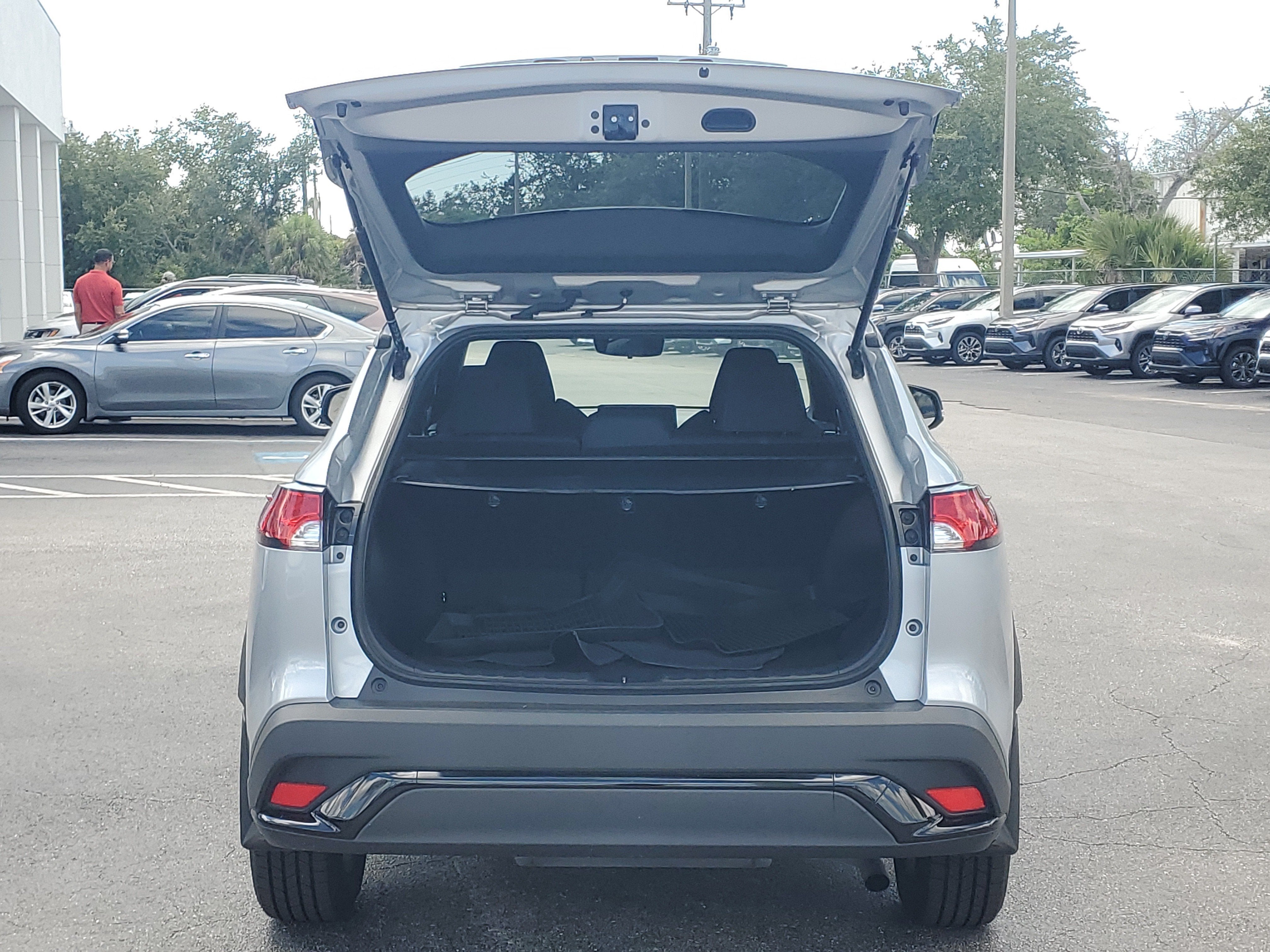 2024 Toyota Corolla Cross Hybrid SE