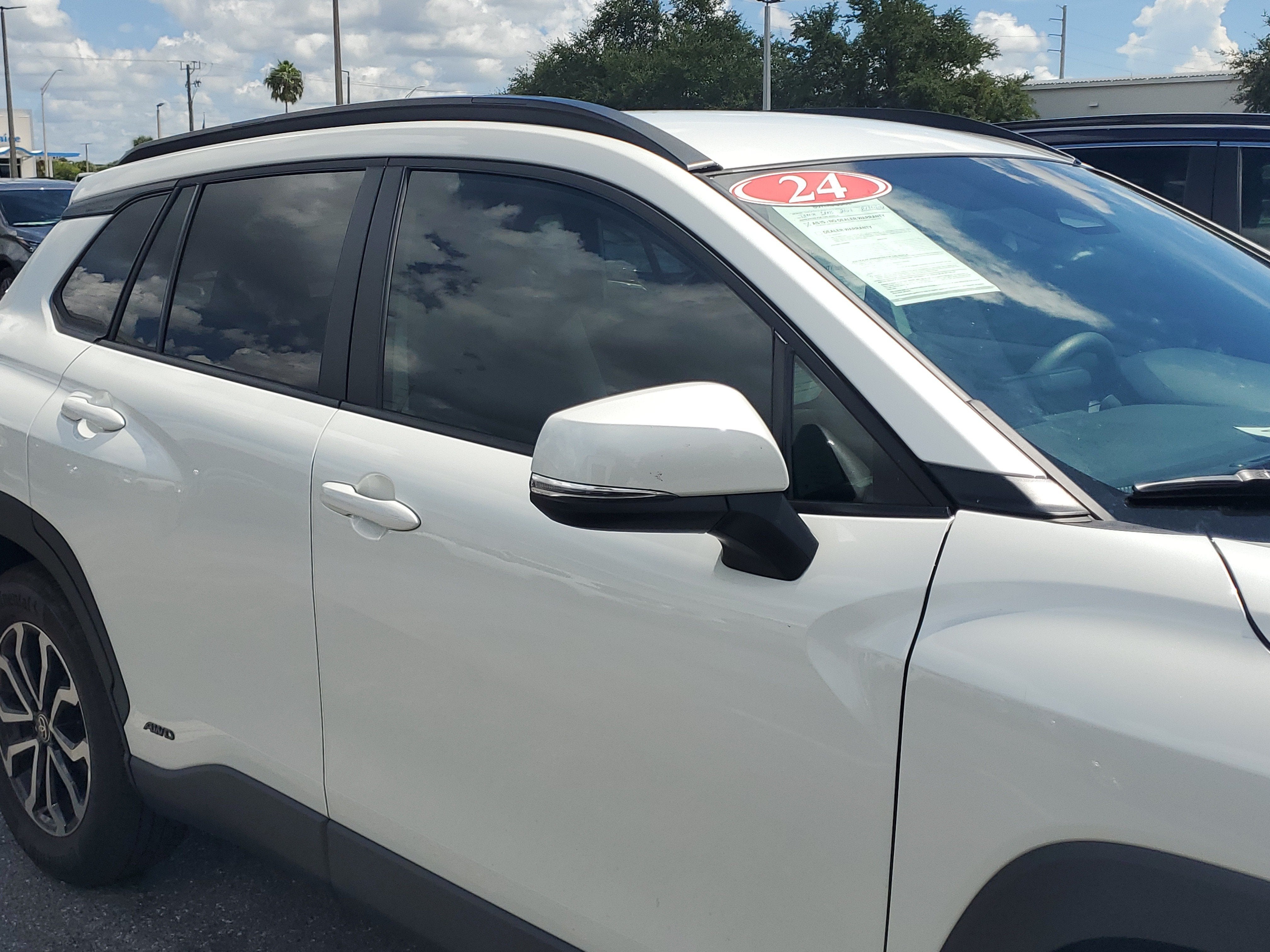 2024 Toyota Corolla Cross Hybrid SE