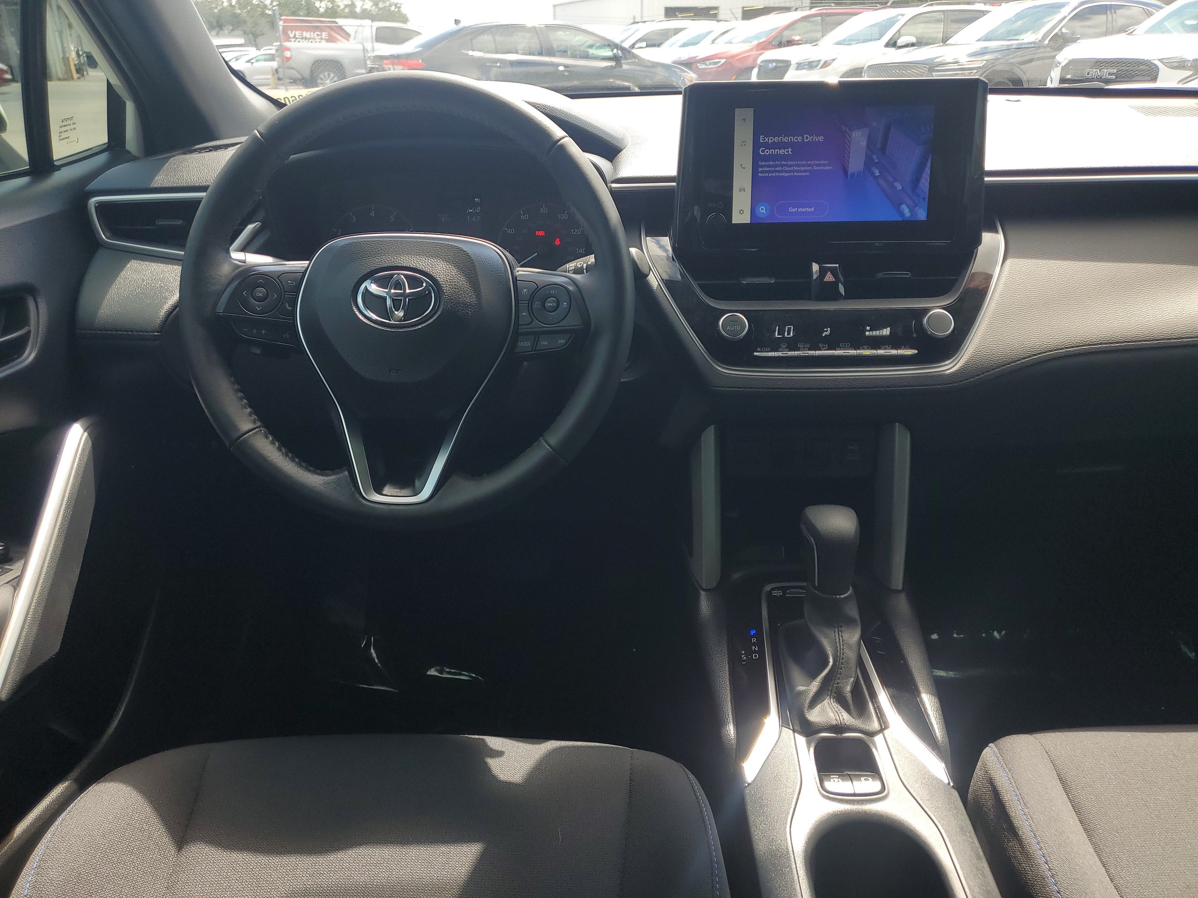 2024 Toyota Corolla Cross Hybrid SE