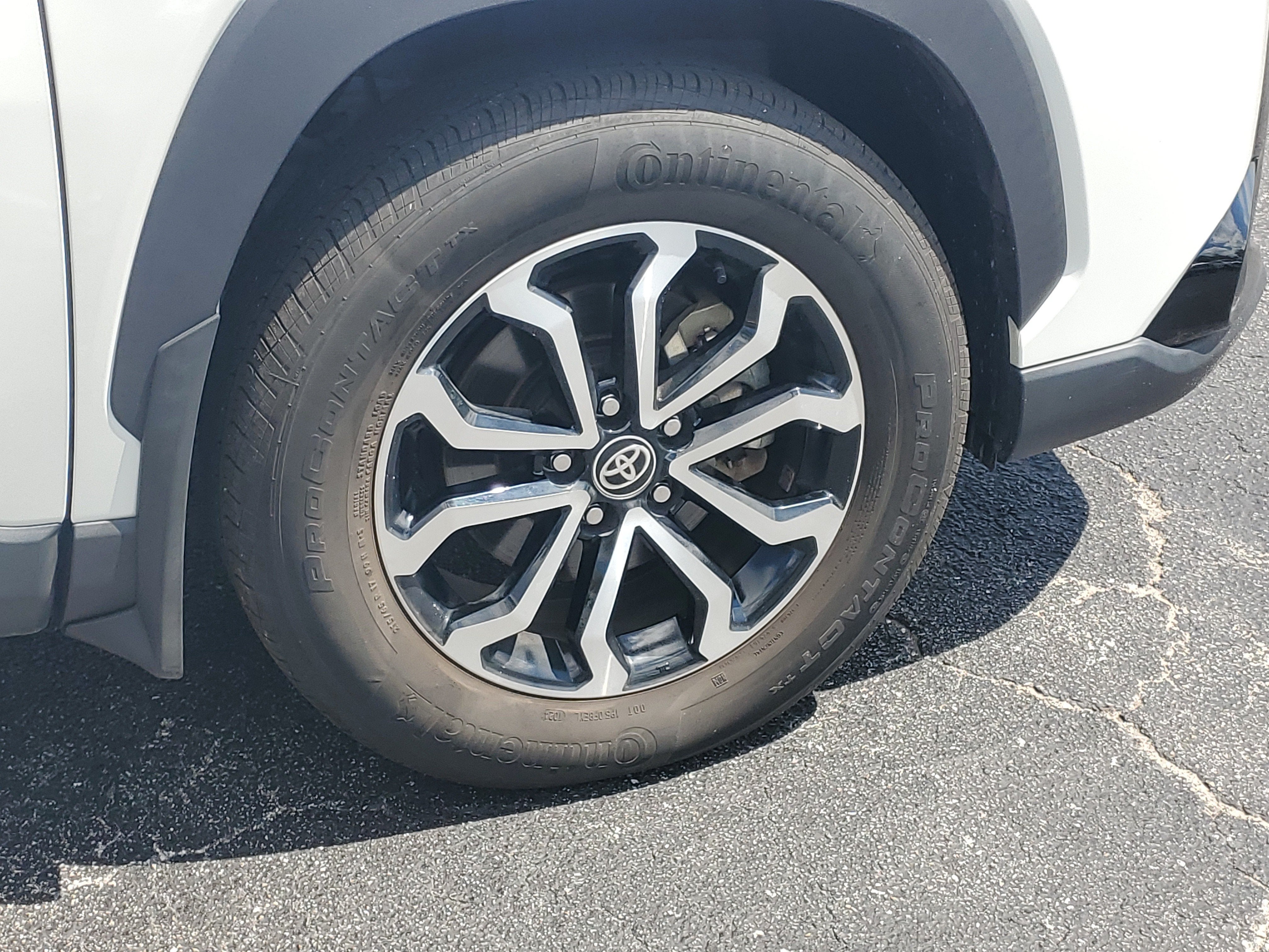 2024 Toyota Corolla Cross Hybrid SE