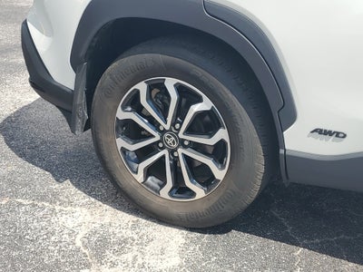 2024 Toyota Corolla Cross Hybrid SE