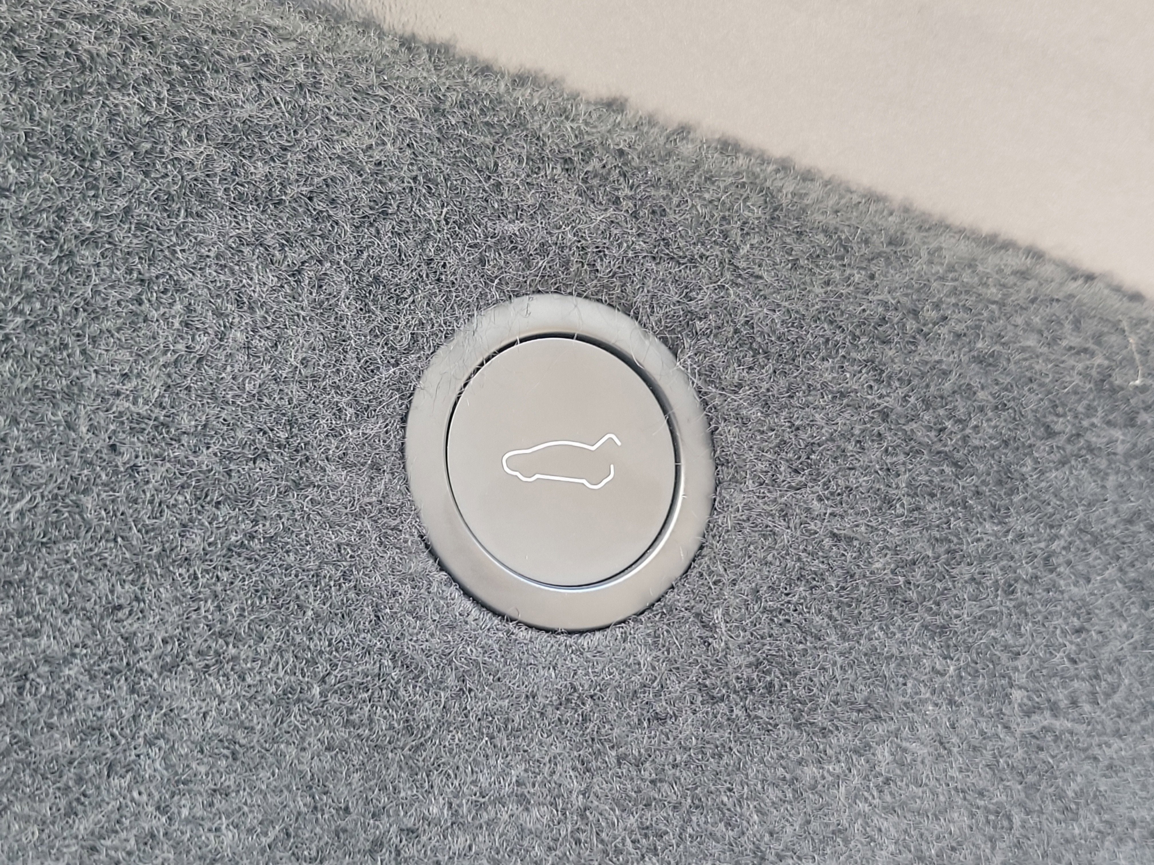 2024 Tesla Model X Base