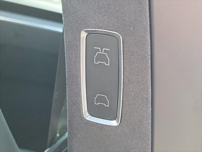 2024 Tesla Model X Base