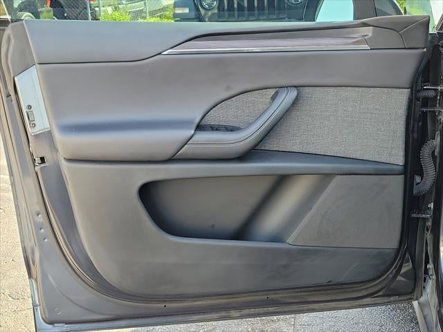 2024 Tesla Model X Base