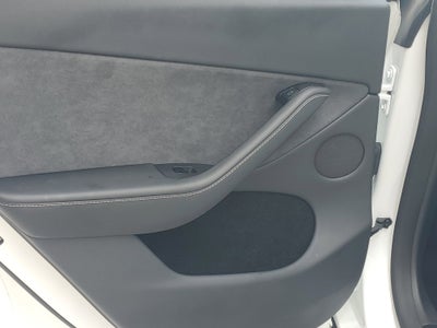2025 Tesla Model Y Long Range