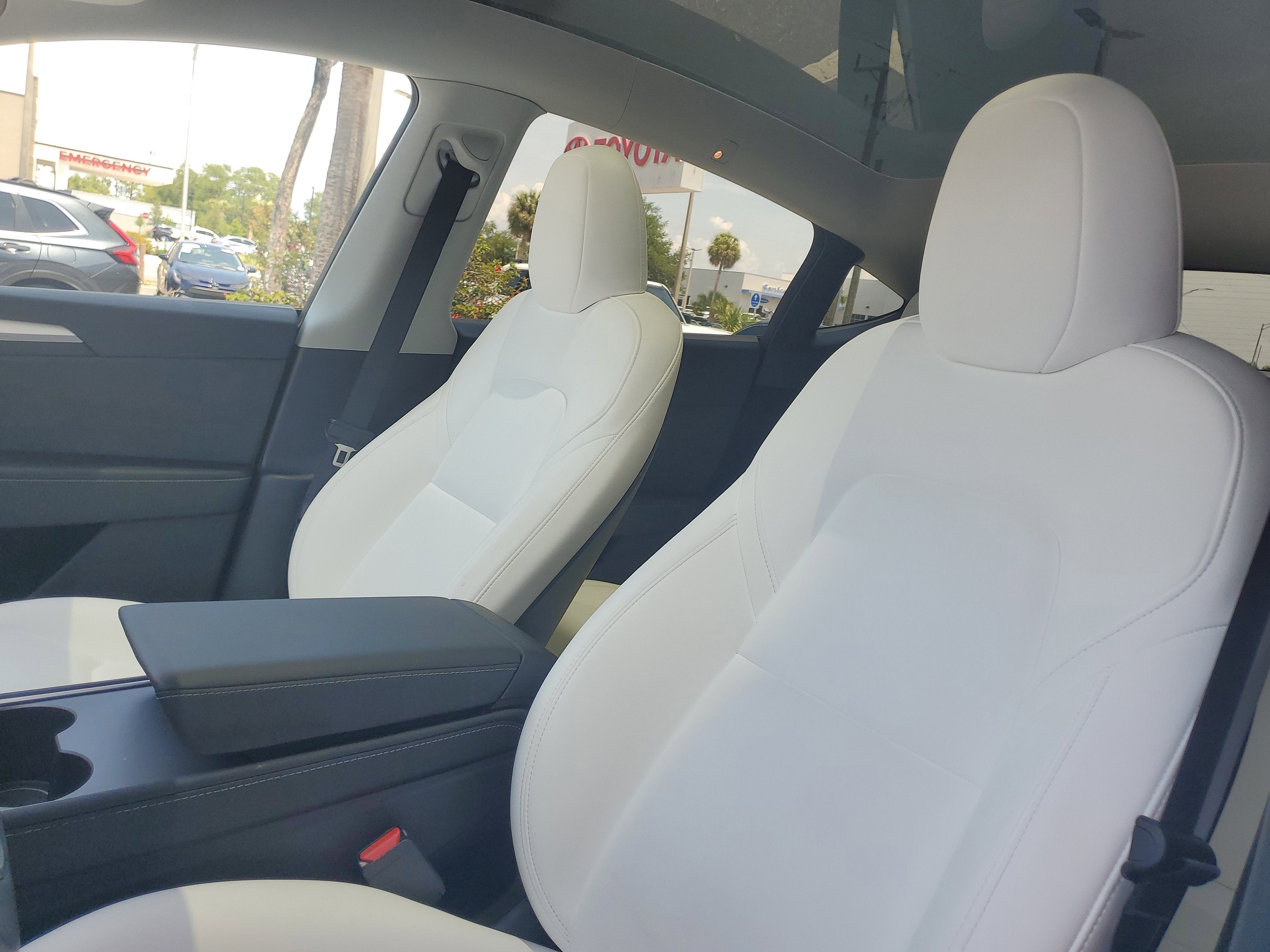 2025 Tesla Model Y Long Range