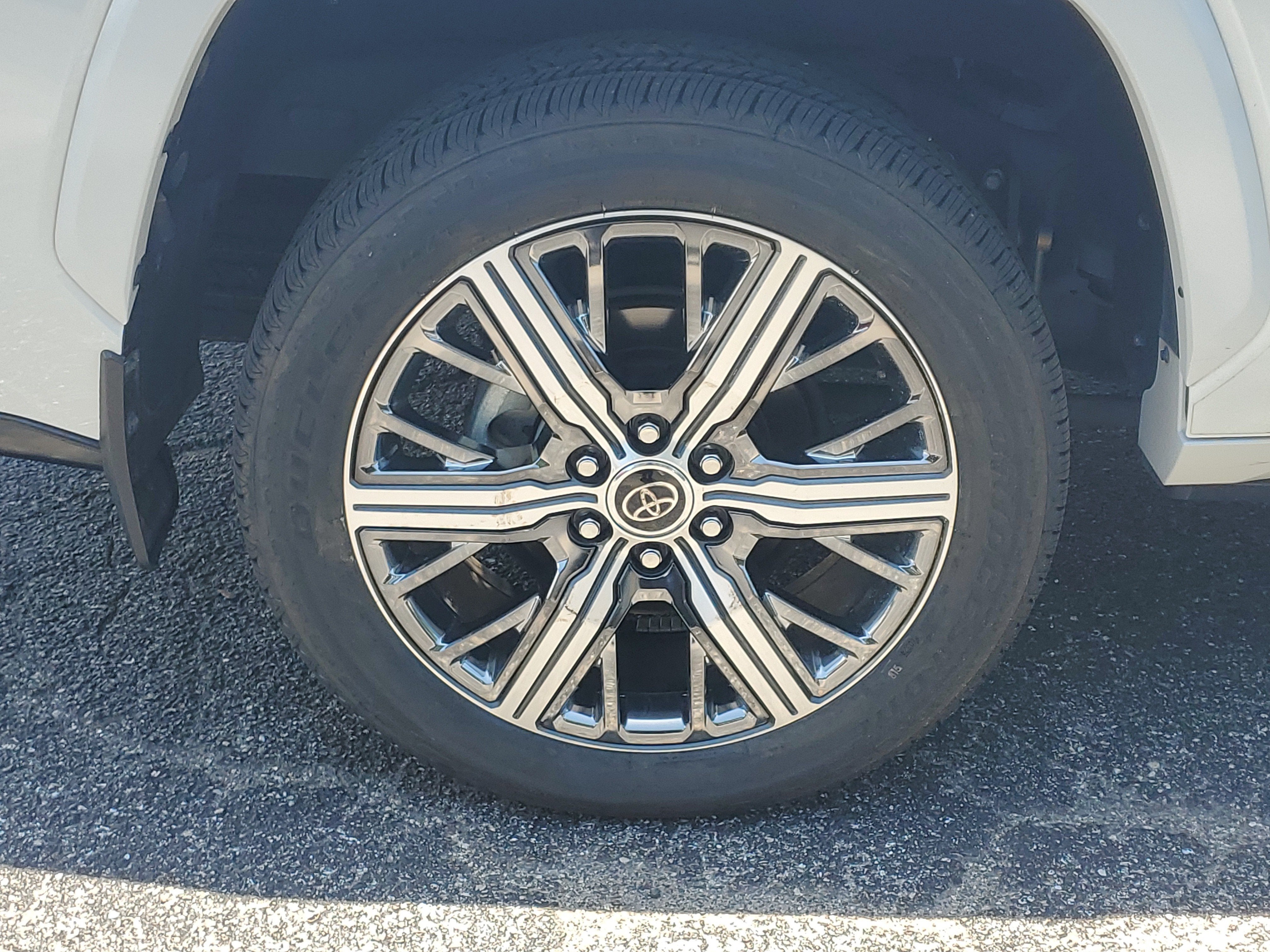 2023 Toyota Sequoia Capstone