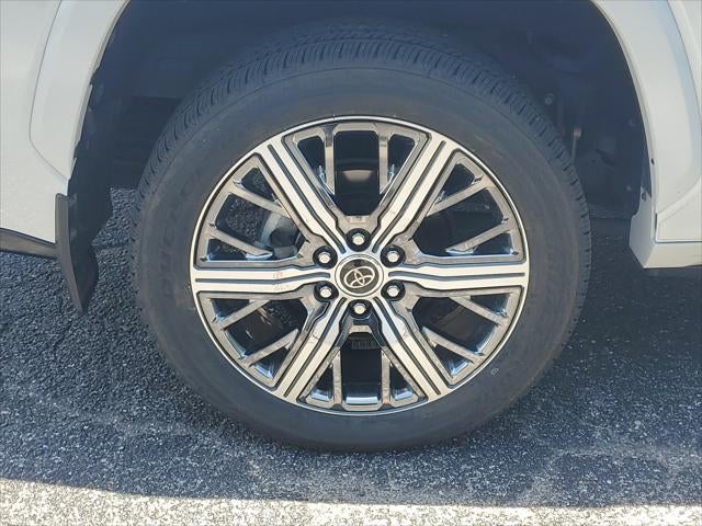2023 Toyota Sequoia Capstone