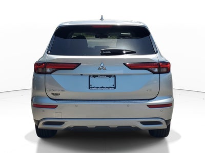 2024 Mitsubishi Outlander SE Black Edition w/Pano Roof
