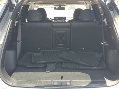 2024 Mitsubishi Outlander SE Black Edition w/Pano Roof