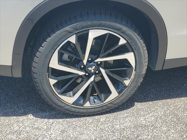 2024 Mitsubishi Outlander SE Black Edition w/Pano Roof