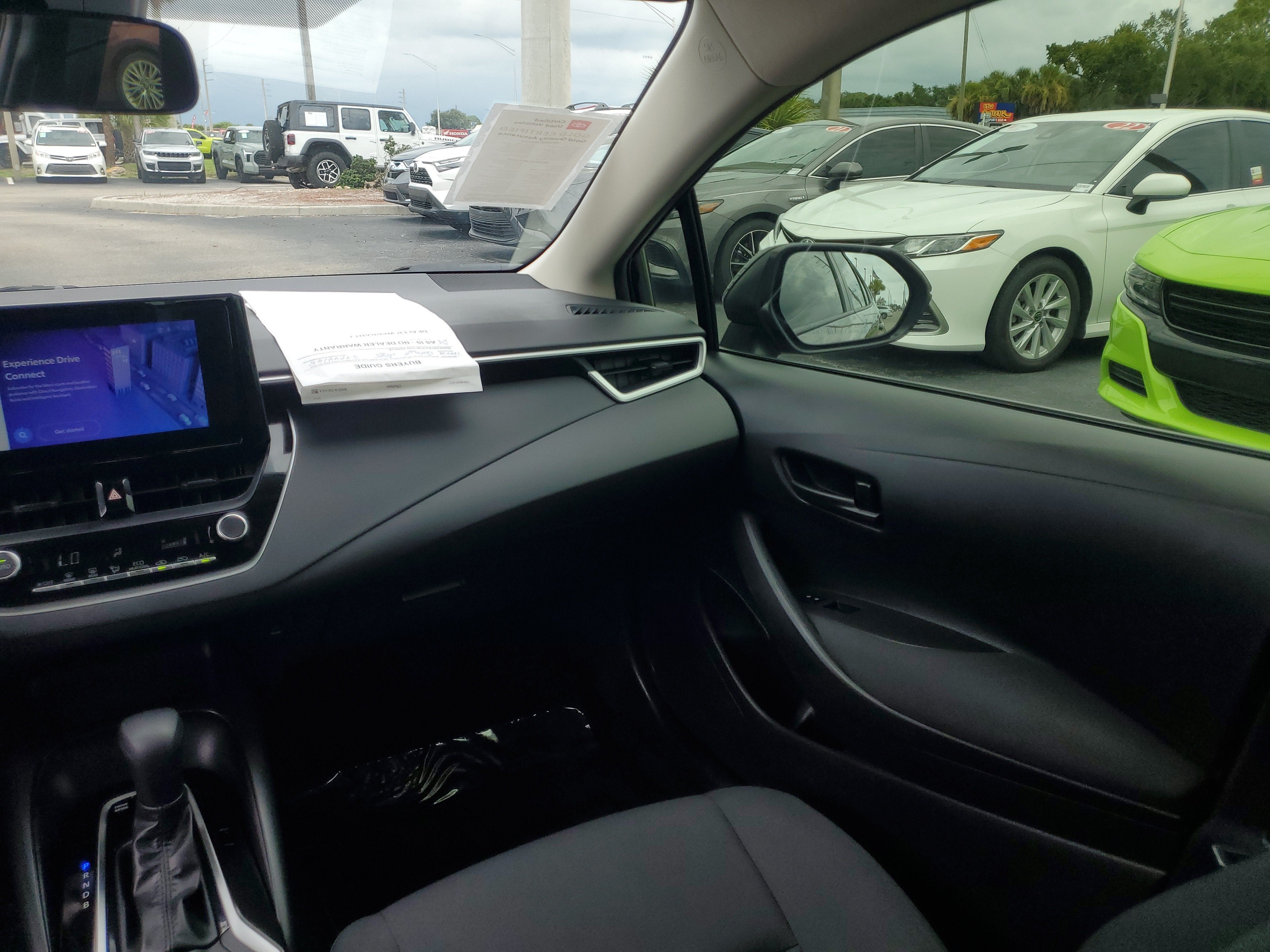 2025 Toyota Corolla Hybrid LE