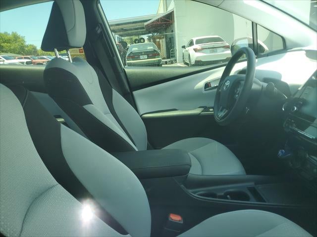 2020 Toyota Prius LE