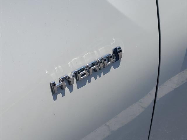 2020 Toyota Prius LE