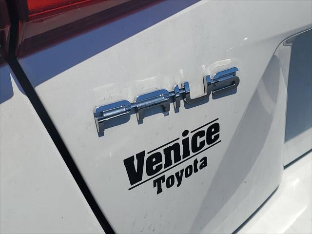 2020 Toyota Prius LE