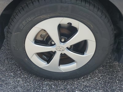 2015 Toyota Prius Three