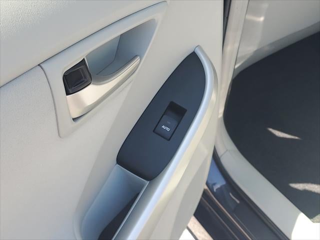 2015 Toyota Prius Three