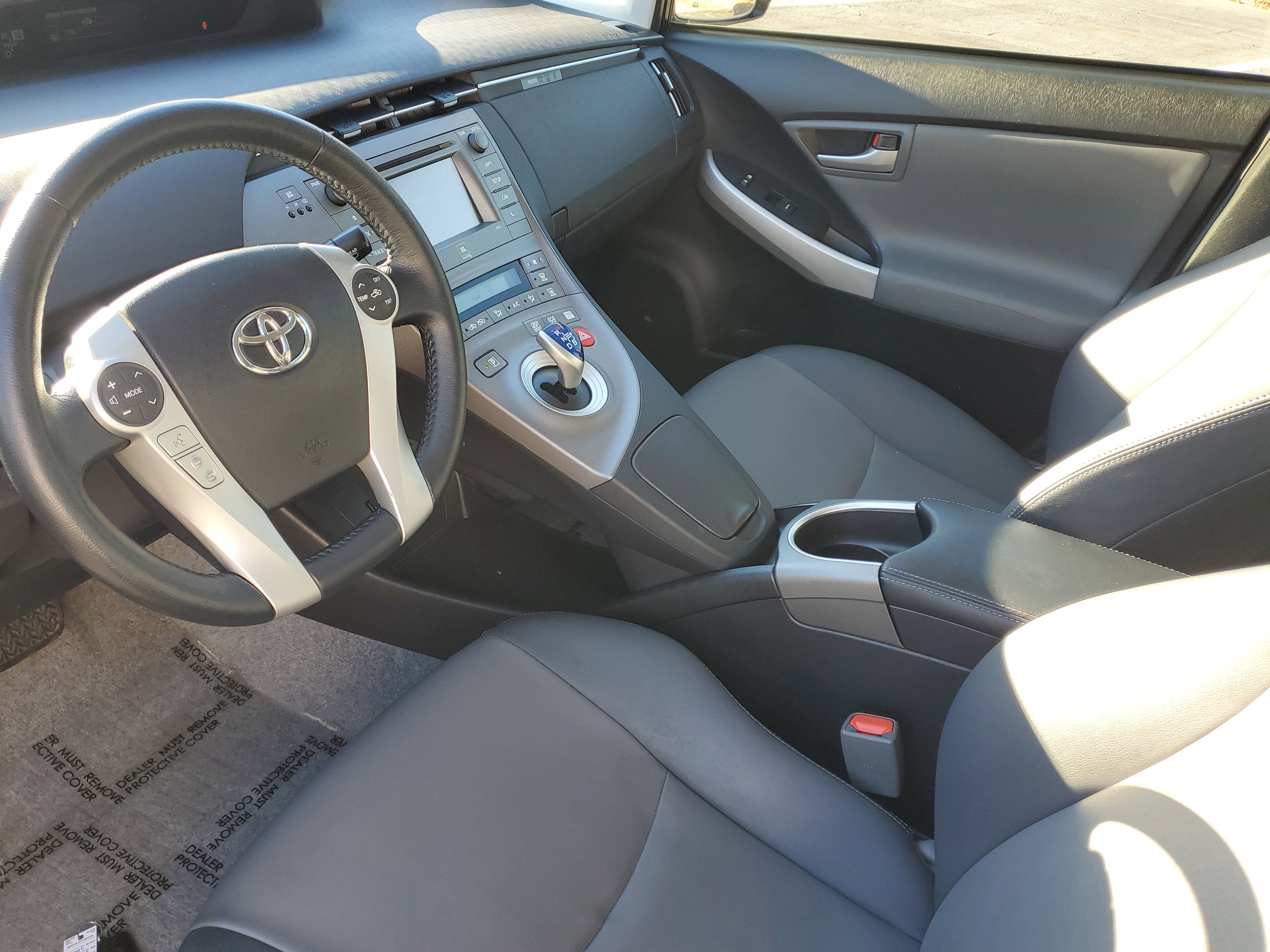 2015 Toyota Prius Five