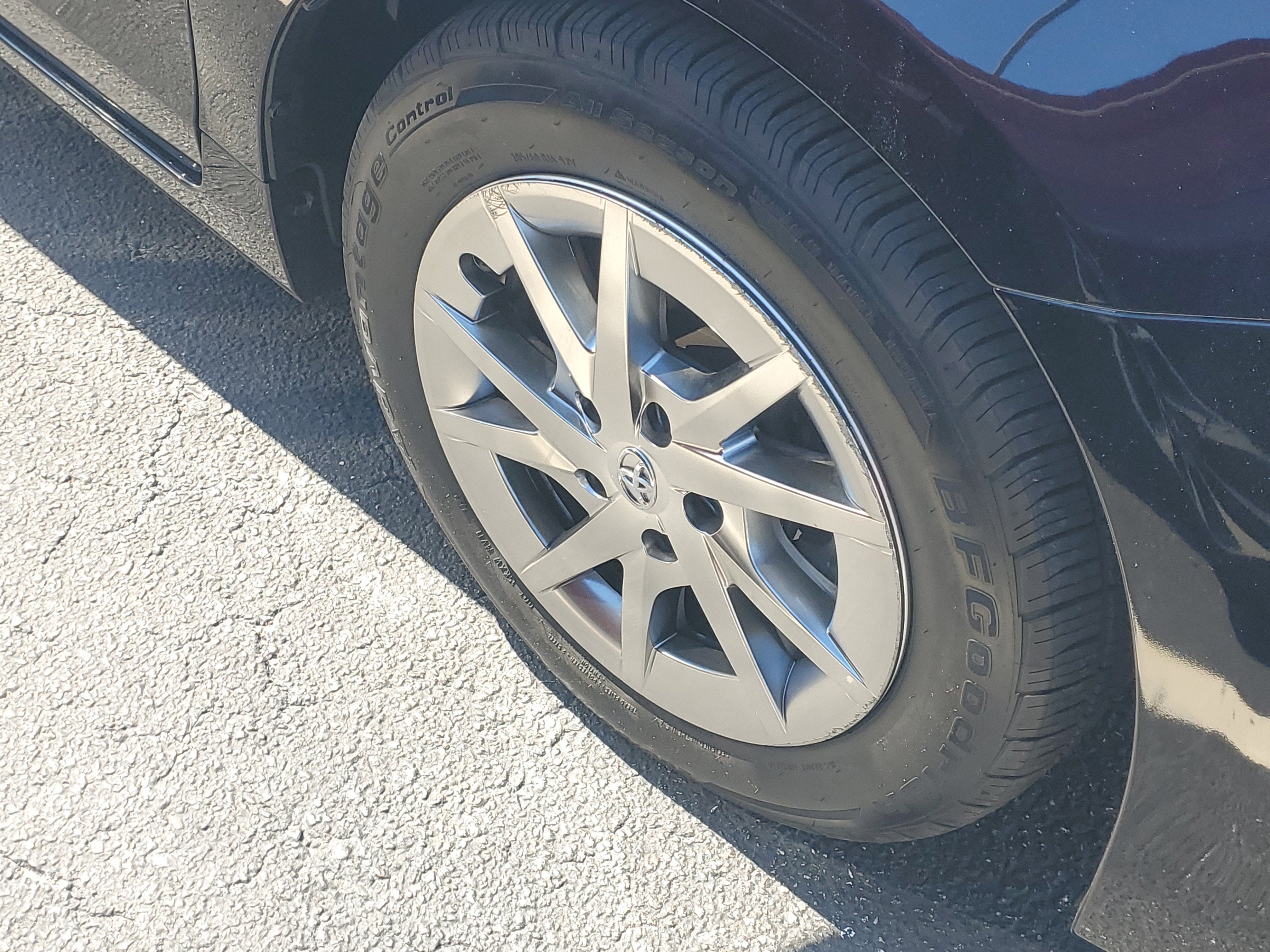 2017 Toyota Prius v Two