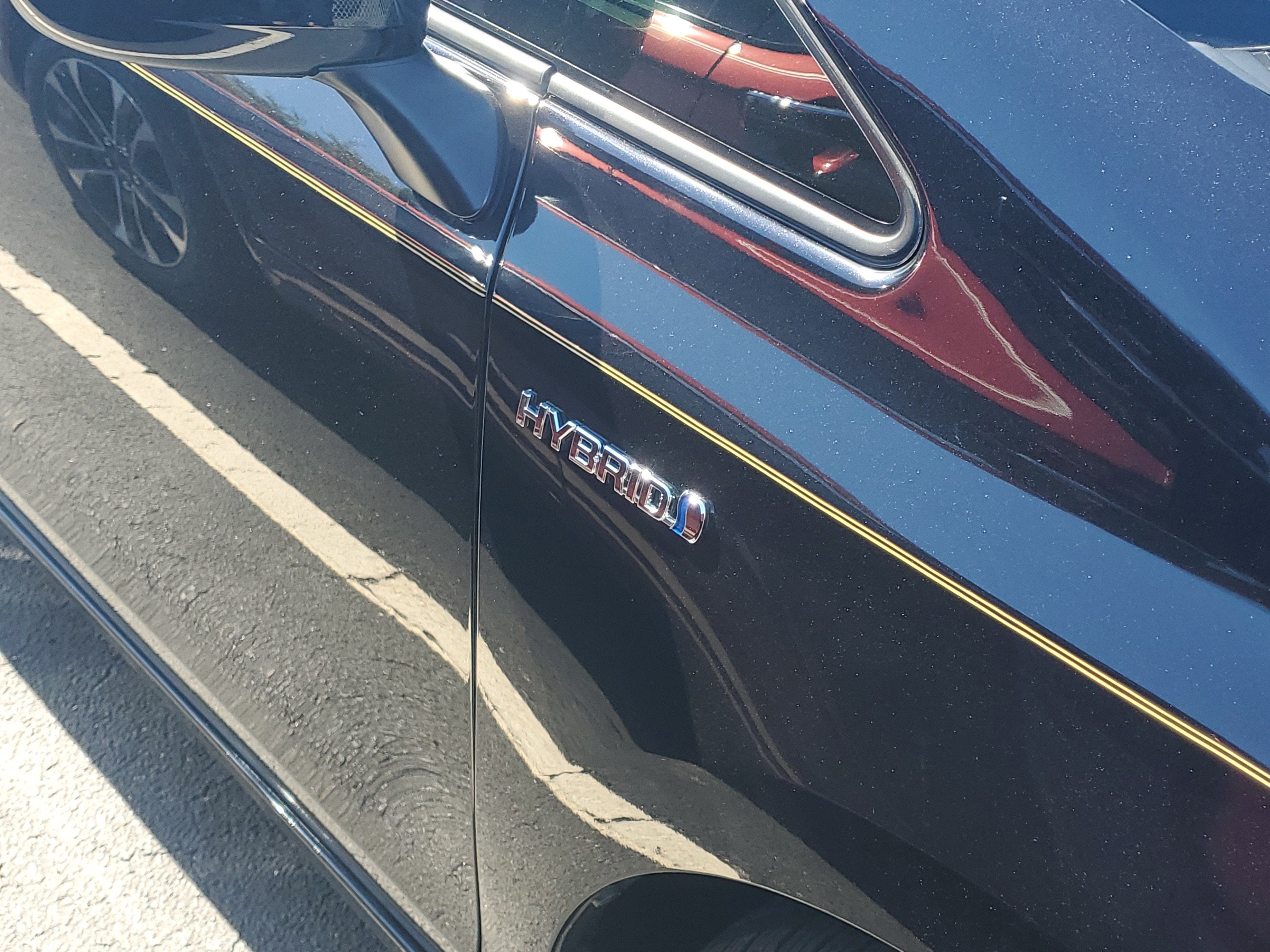 2017 Toyota Prius v Two