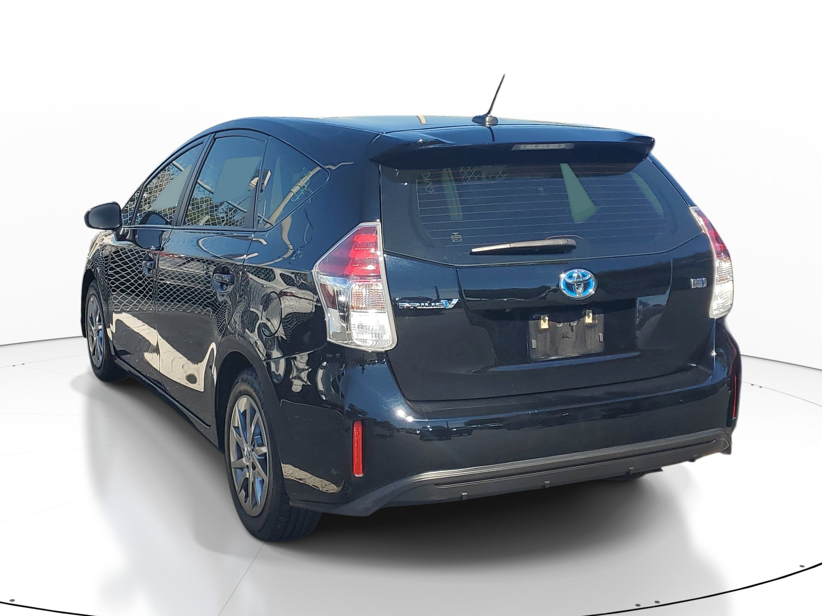 2017 Toyota Prius v Two