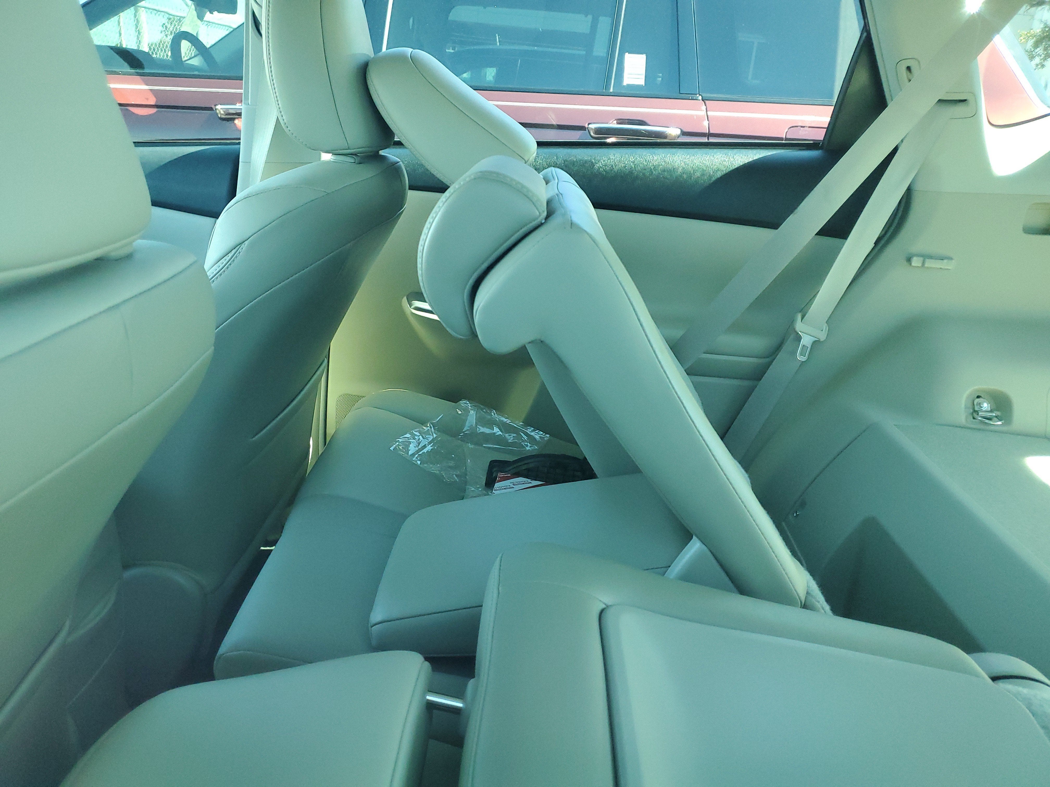 2017 Toyota Prius v Two