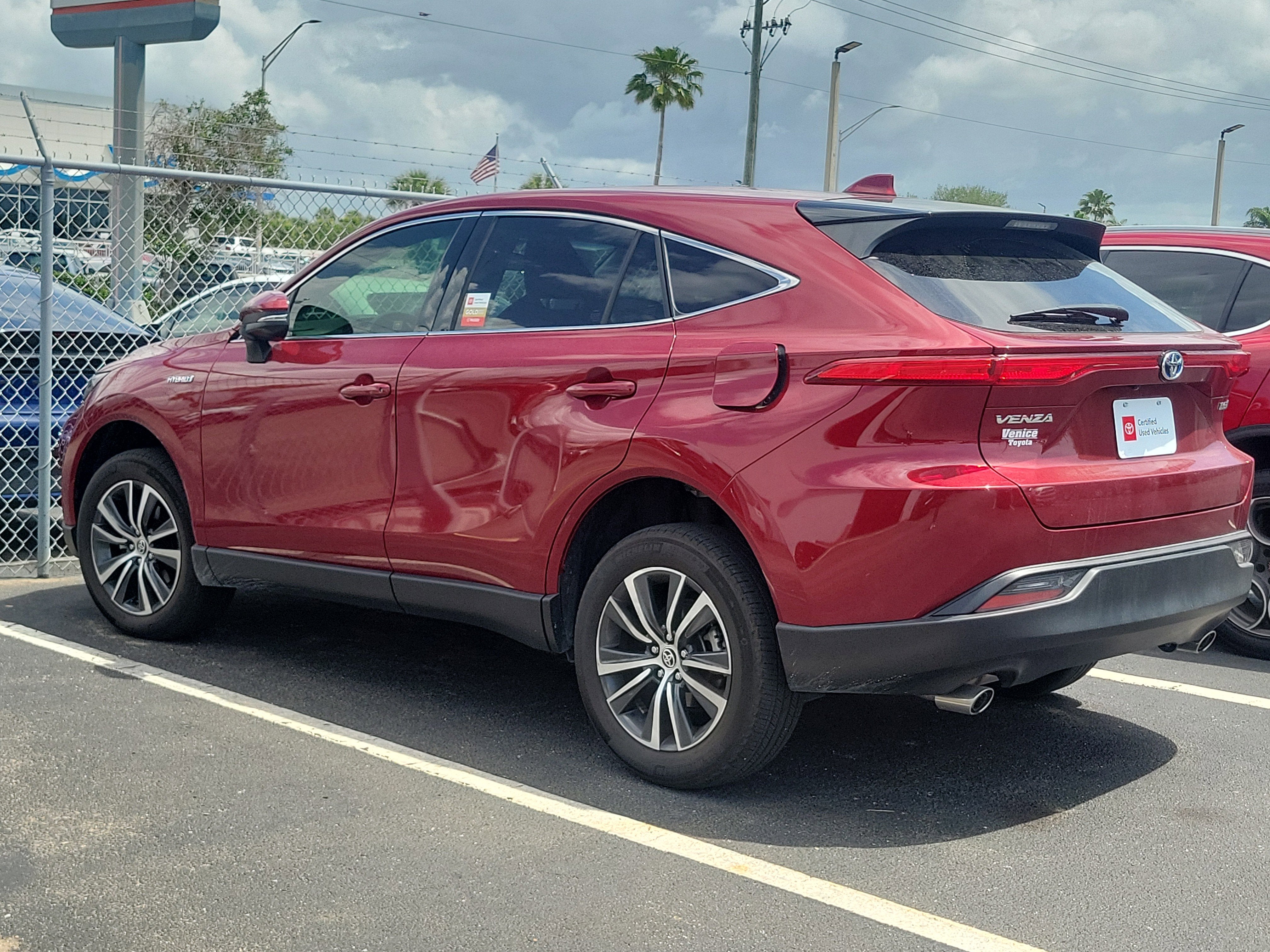 2021 Toyota Venza LE