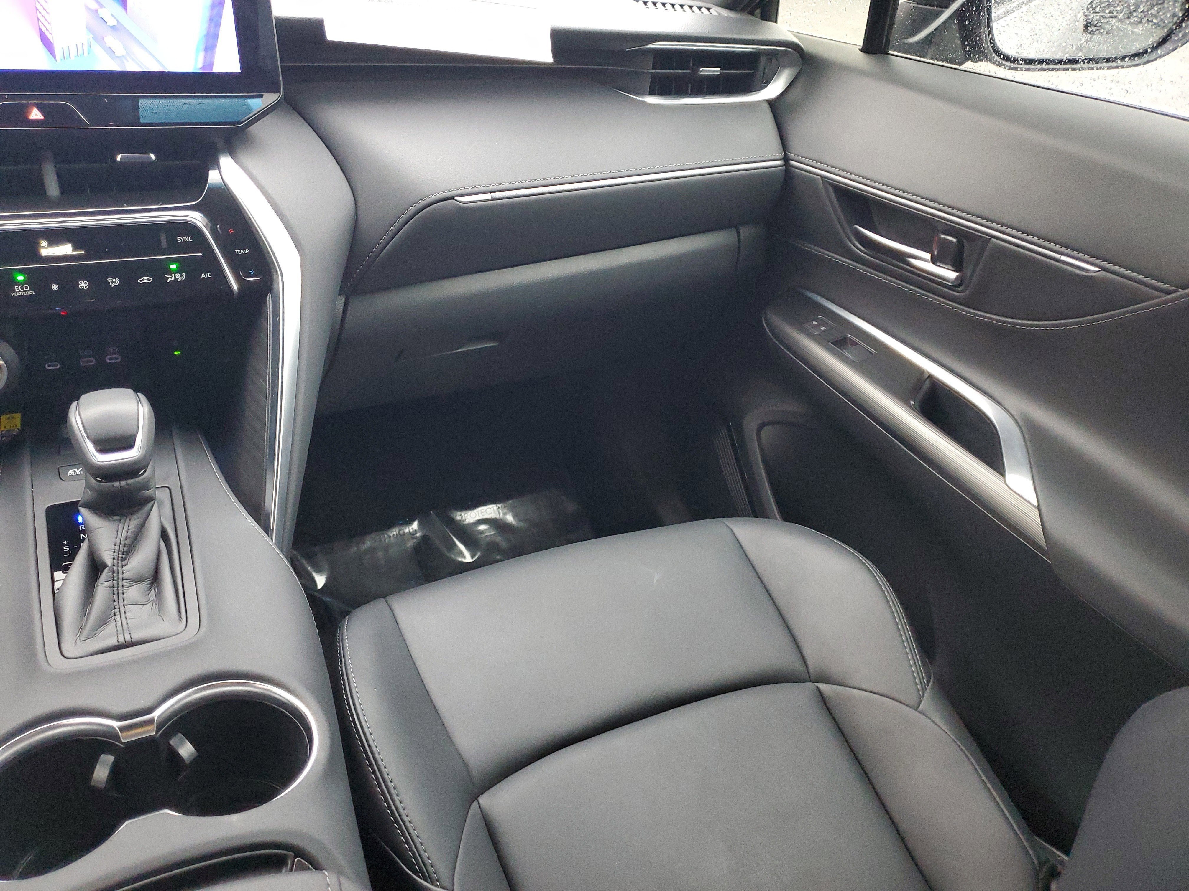 2023 Toyota Venza XLE