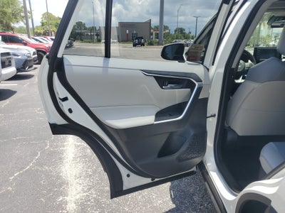 2022 Toyota RAV4 Hybrid XLE Premium