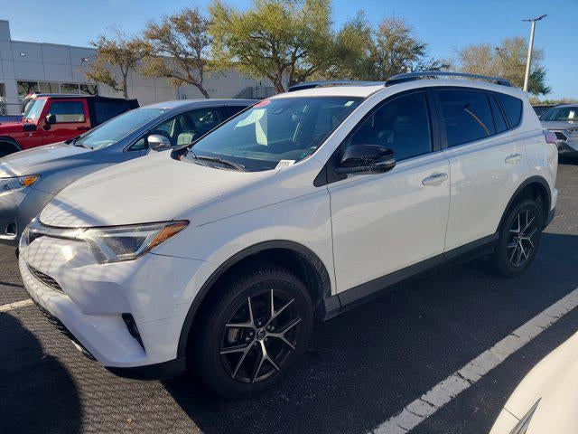 2017 Toyota RAV4 SE