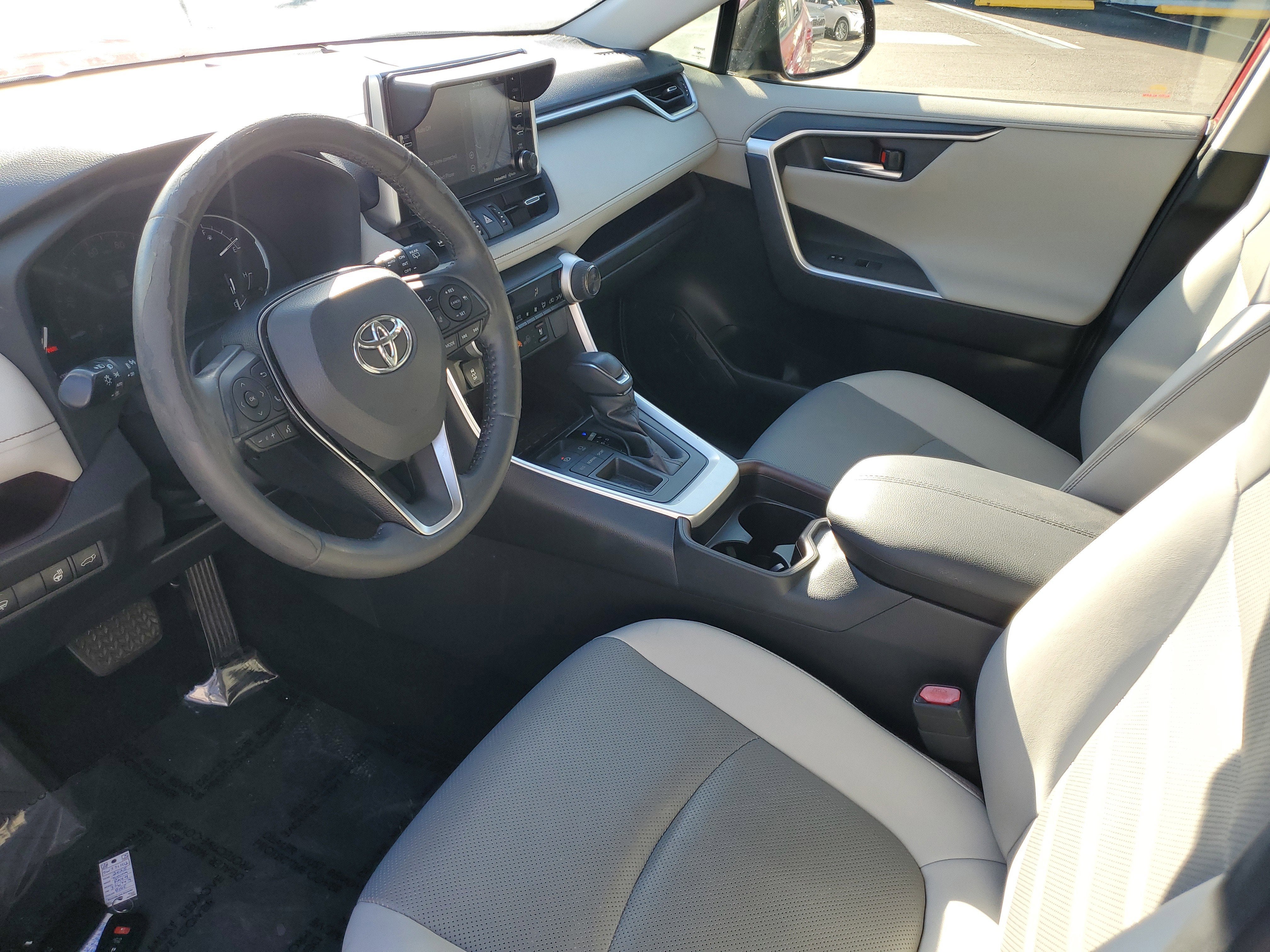 2019 Toyota RAV4 Limited