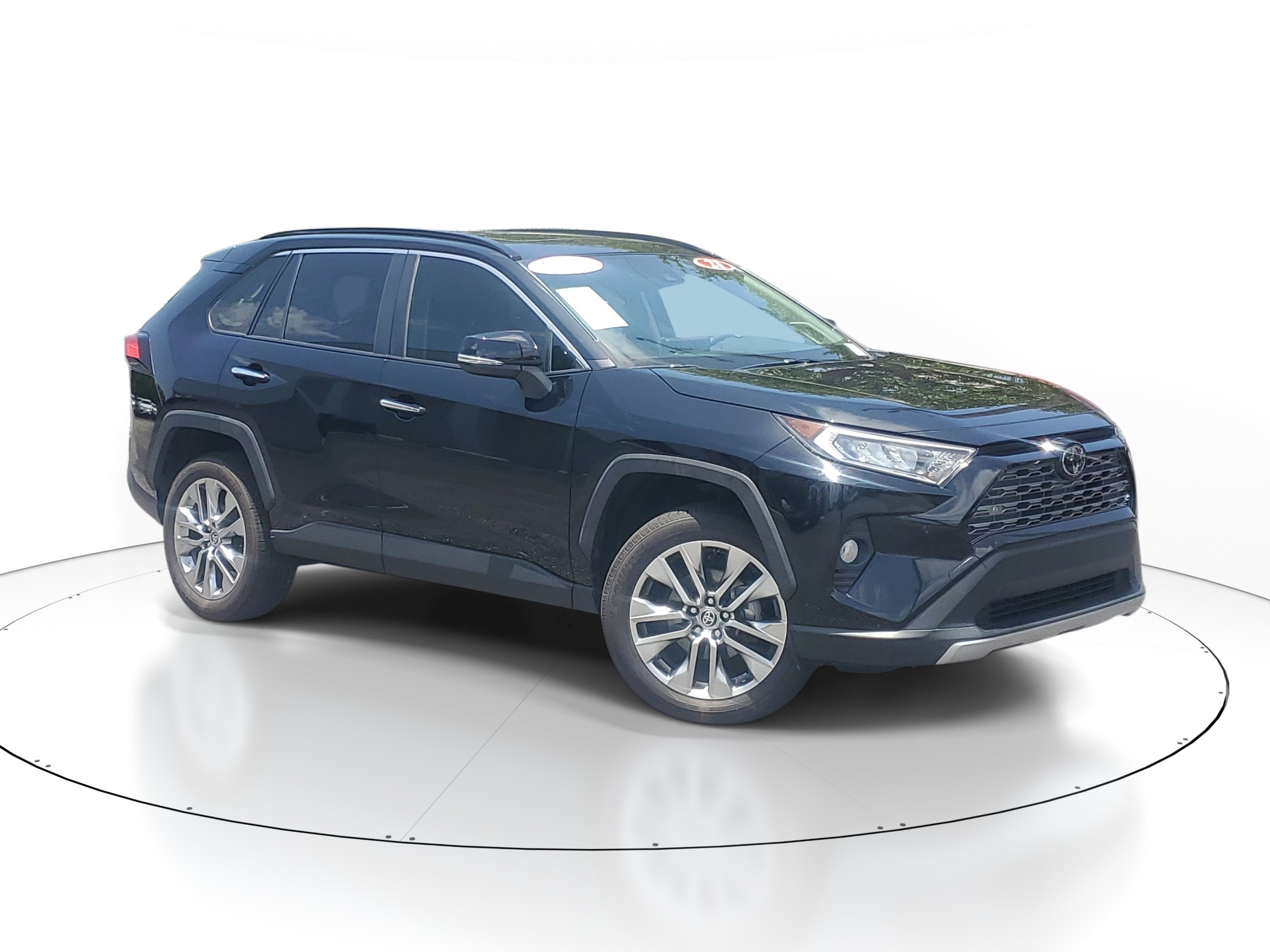 2021 Toyota RAV4 Limited FWD's photo