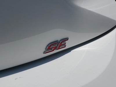2025 Toyota Corolla Hatchback SE