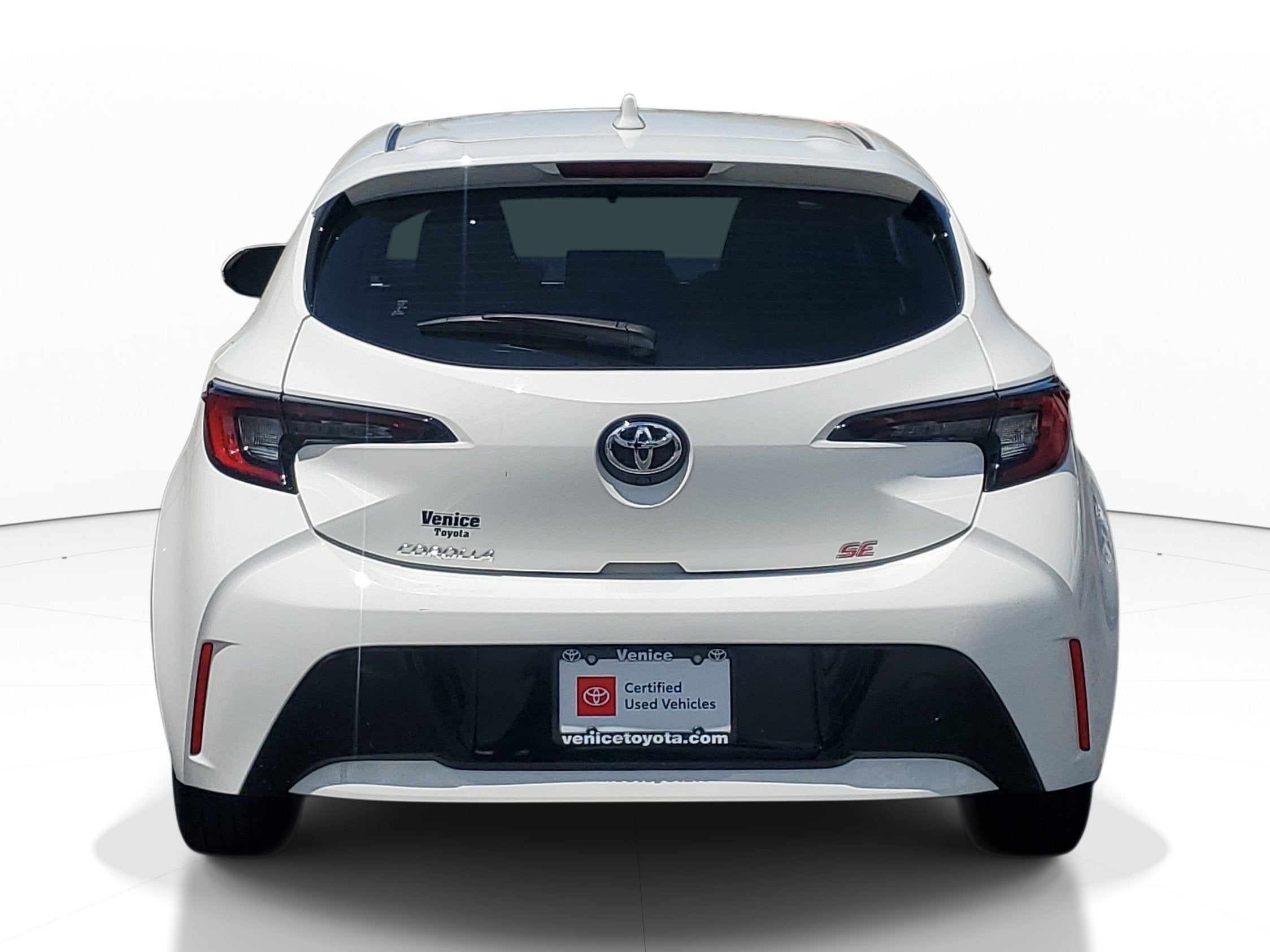 2025 Toyota Corolla Hatchback SE