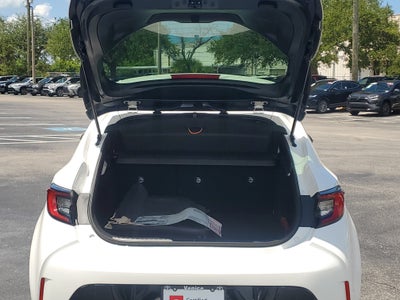 2025 Toyota Corolla Hatchback SE