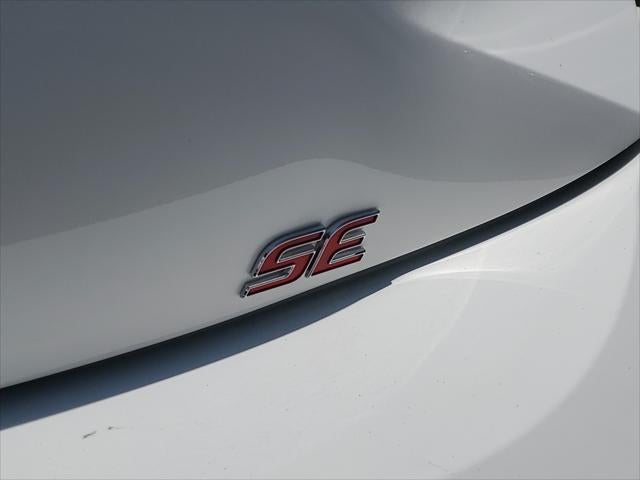 2025 Toyota Corolla Hatchback SE