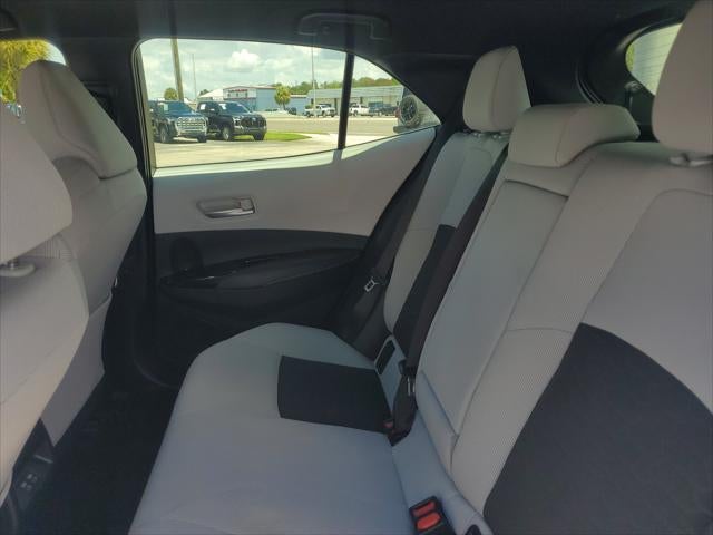 2025 Toyota Corolla Hatchback SE