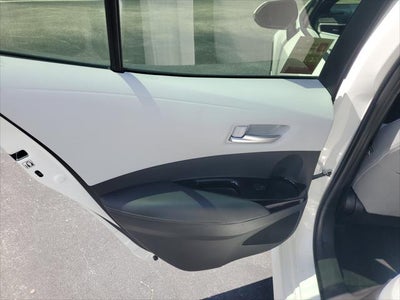 2025 Toyota Corolla Hatchback SE