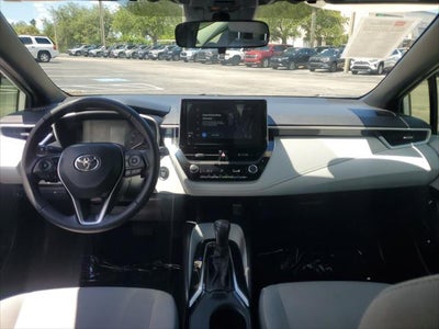 2025 Toyota Corolla Hatchback SE